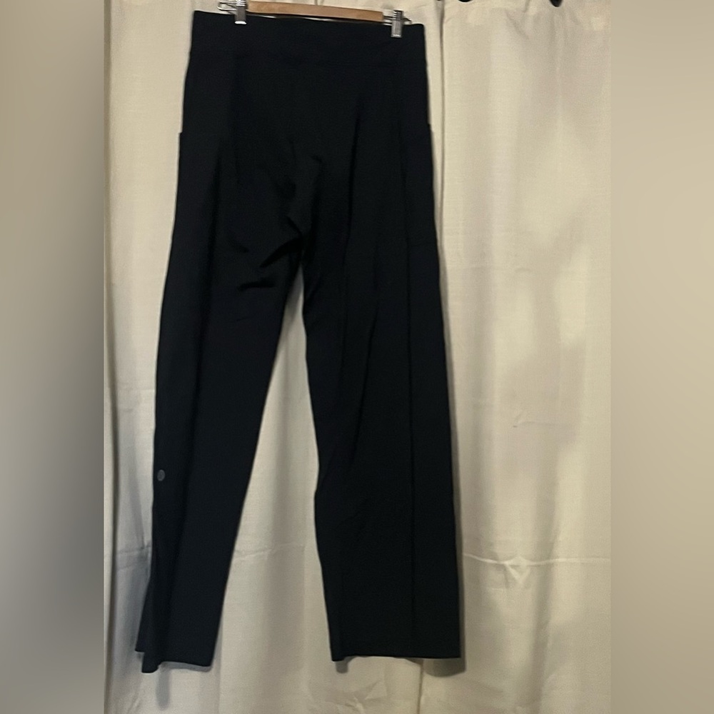 Lulemon Black Athletica Yoga Leisure Looking Pants